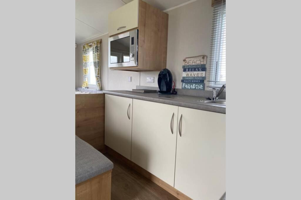 Three Bedroom Caravan Camber Εξωτερικό φωτογραφία